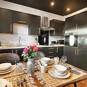  Apartment The Beaumonts